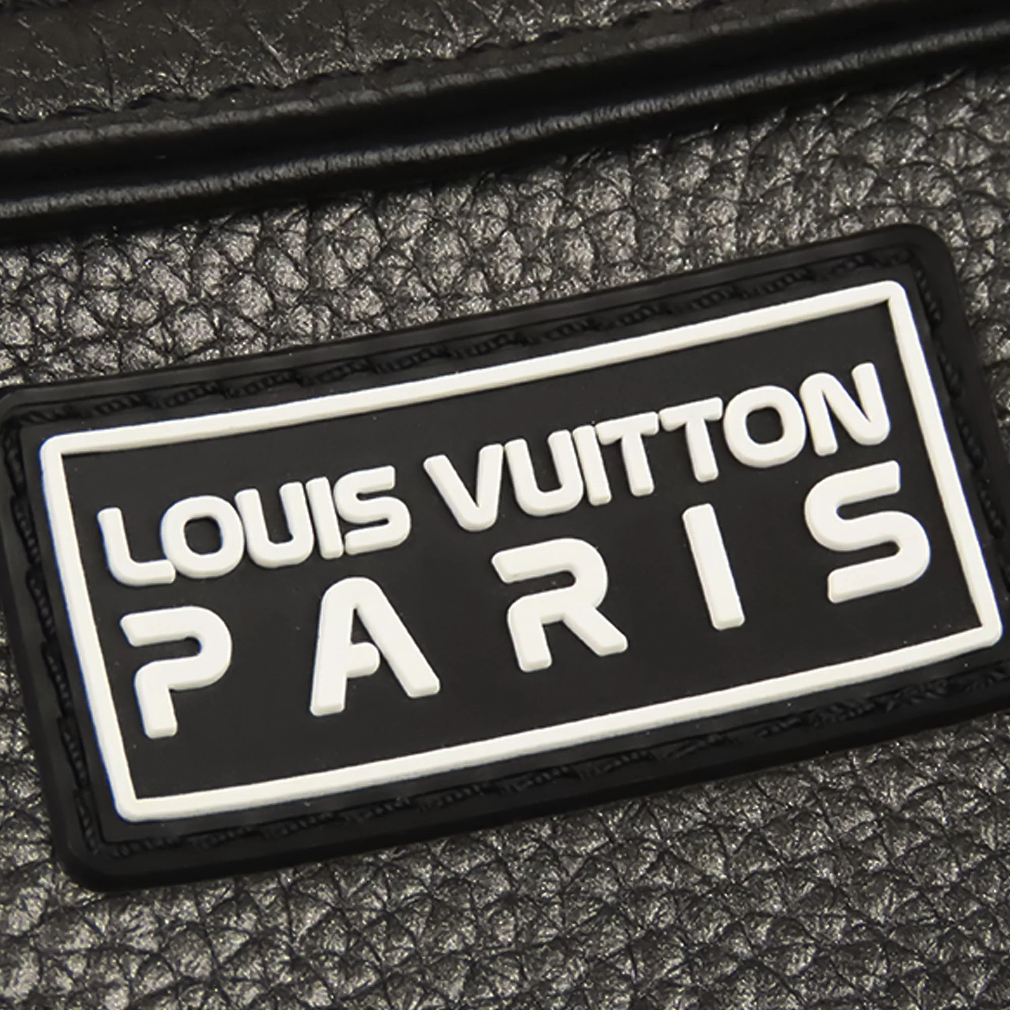 Louis Vuitton | Pre-Owned Taurillon Alpha | Gray - Image 9