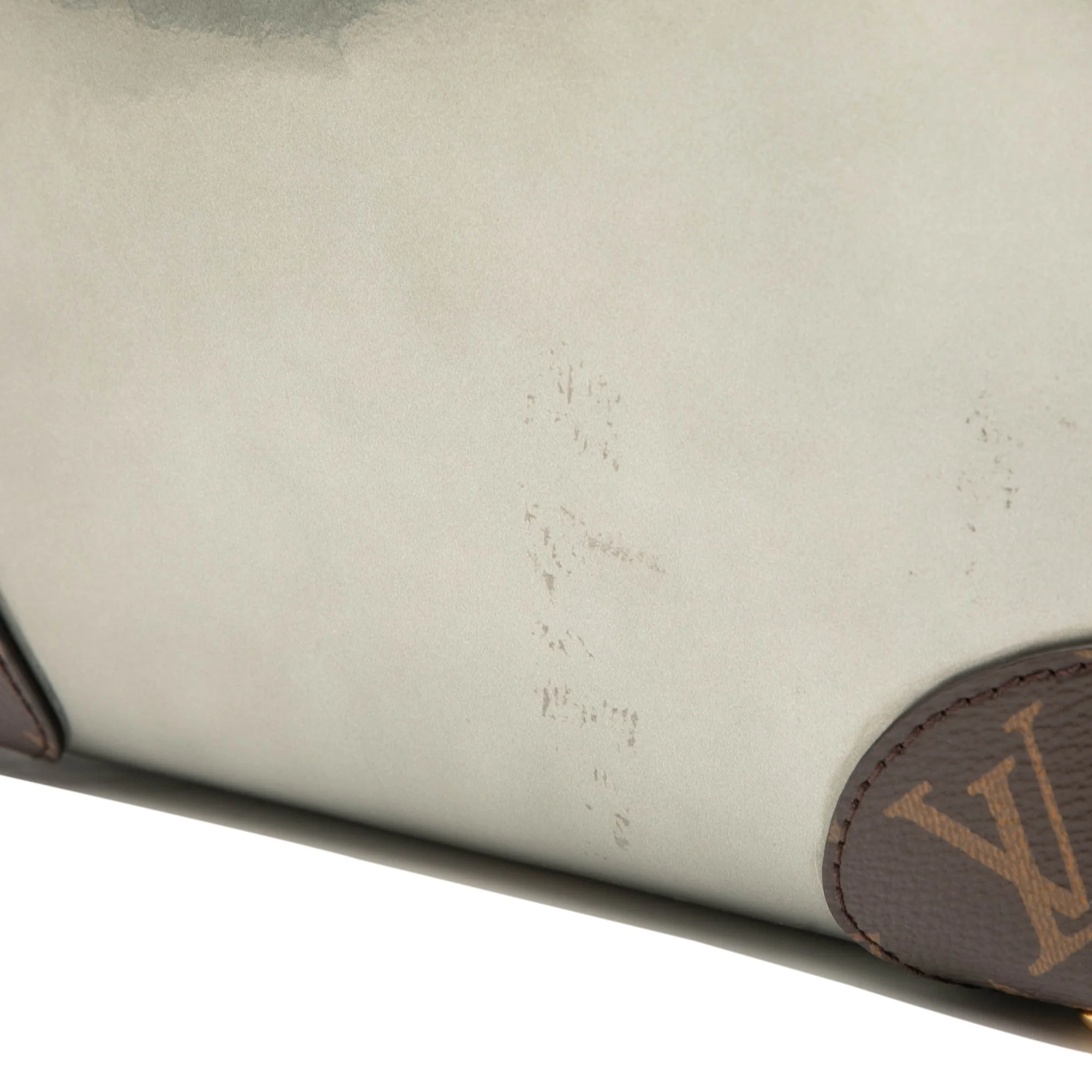 Louis Vuitton | Pre-Owned Vernis Miroir Venice | Silver - Image 8