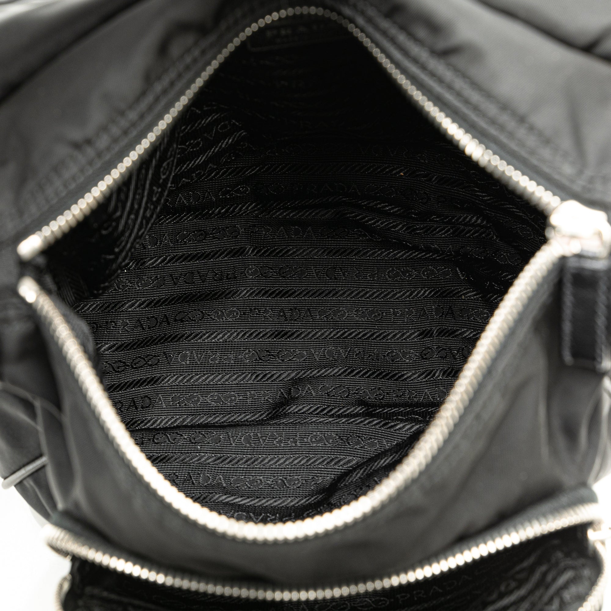 Prada | Pre-Owned Saffiano Trimmed Tessuto Shoulder Bag | Black - Image 5