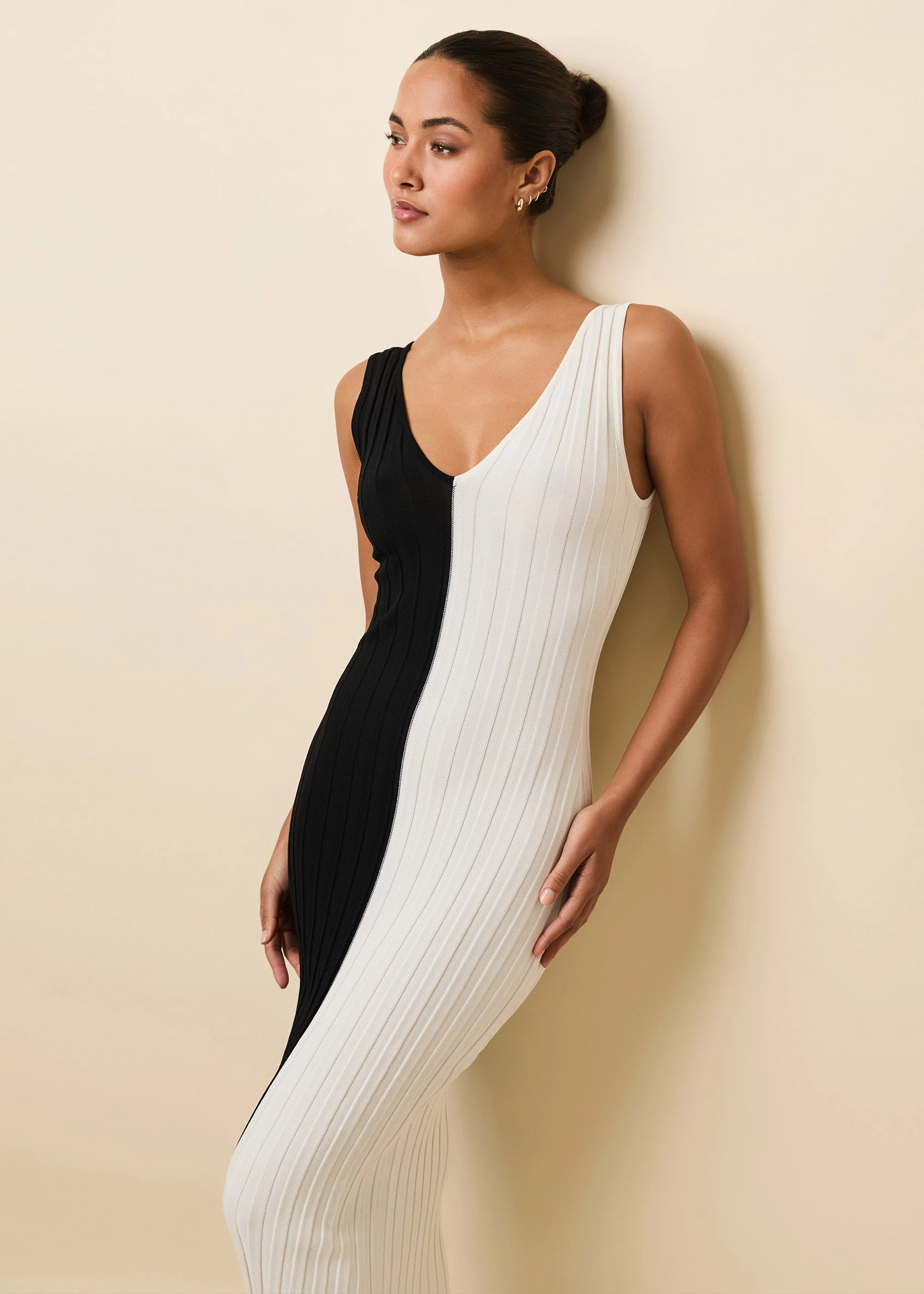 Aubrey Dress | Noir / Brule - Image 2