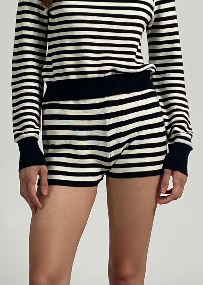 Celeste Short | Noir / Brule Stripe
