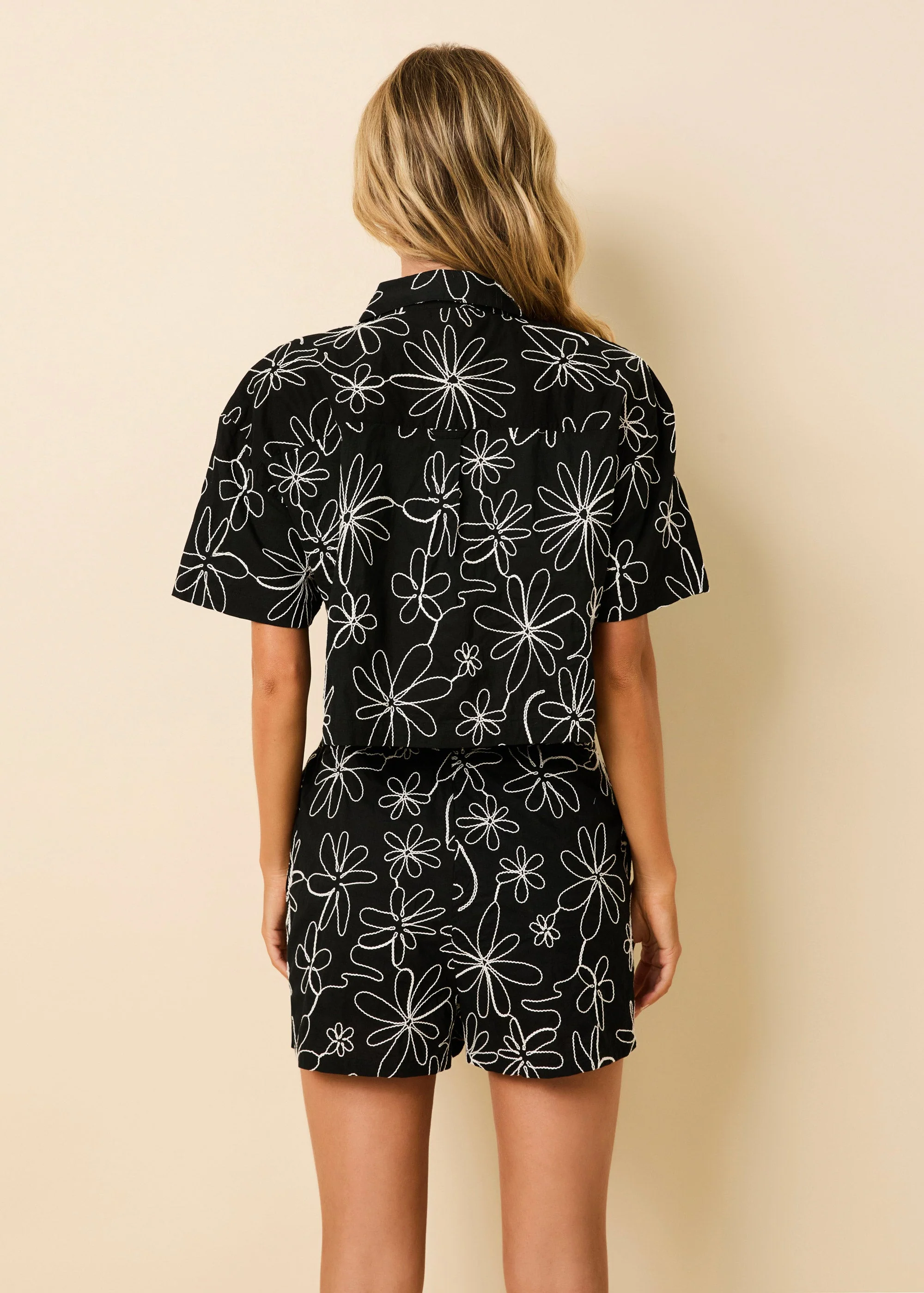 Ezra Top Embroidered Schfly | Floral Doodle Noir - Image 3