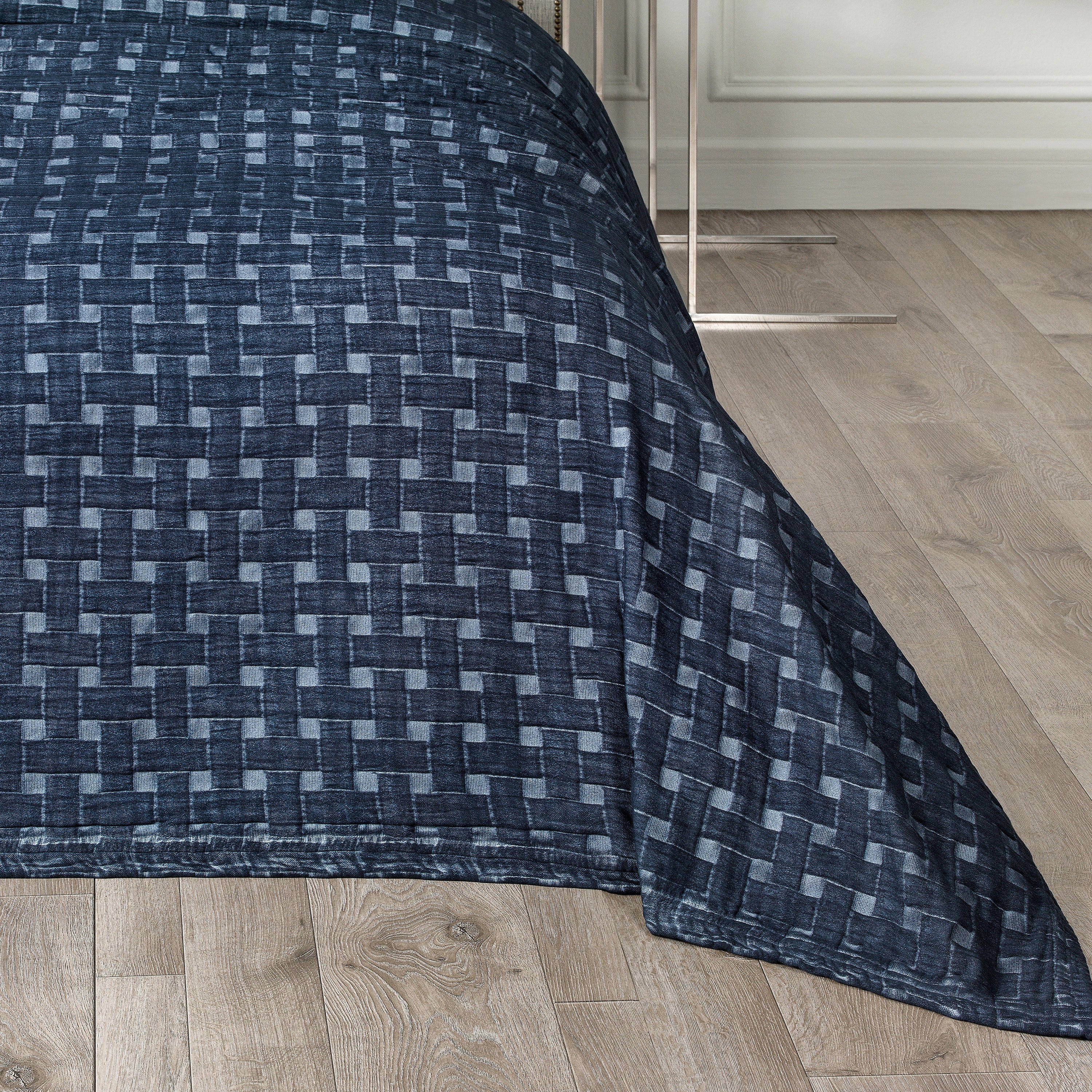 Bedspread - Magellan | Blue | 95" x 102" - Image 3