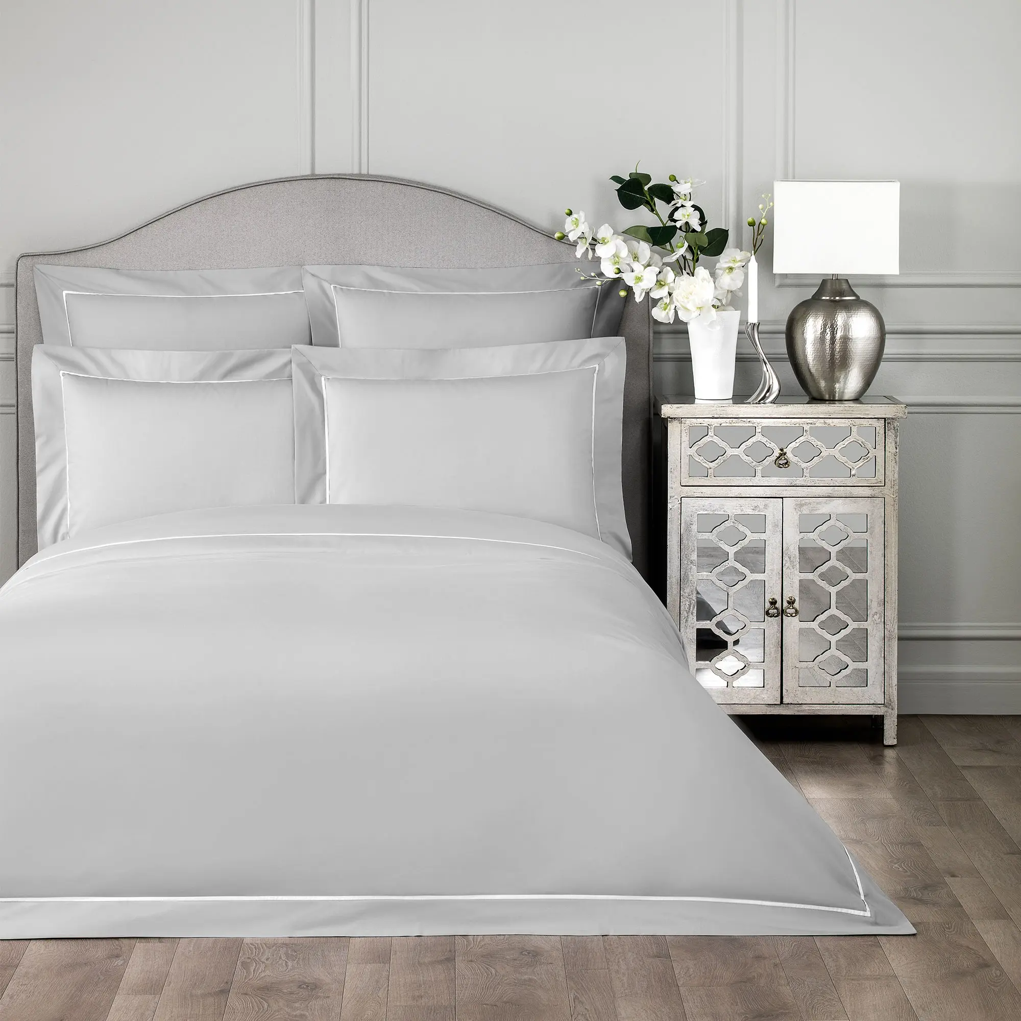 Duvet Cover - Plaza | White with Grey | Single