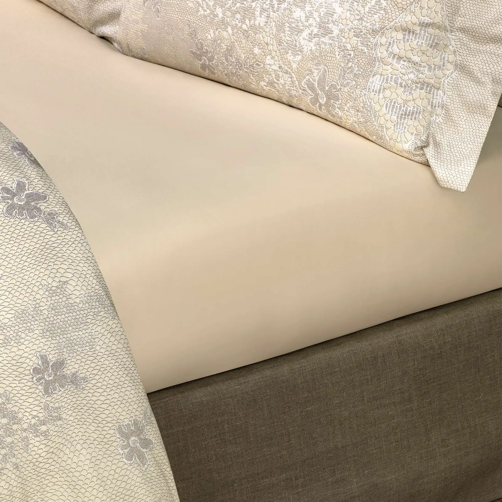 Flat Sheet - Amelie | Ecru | Queen