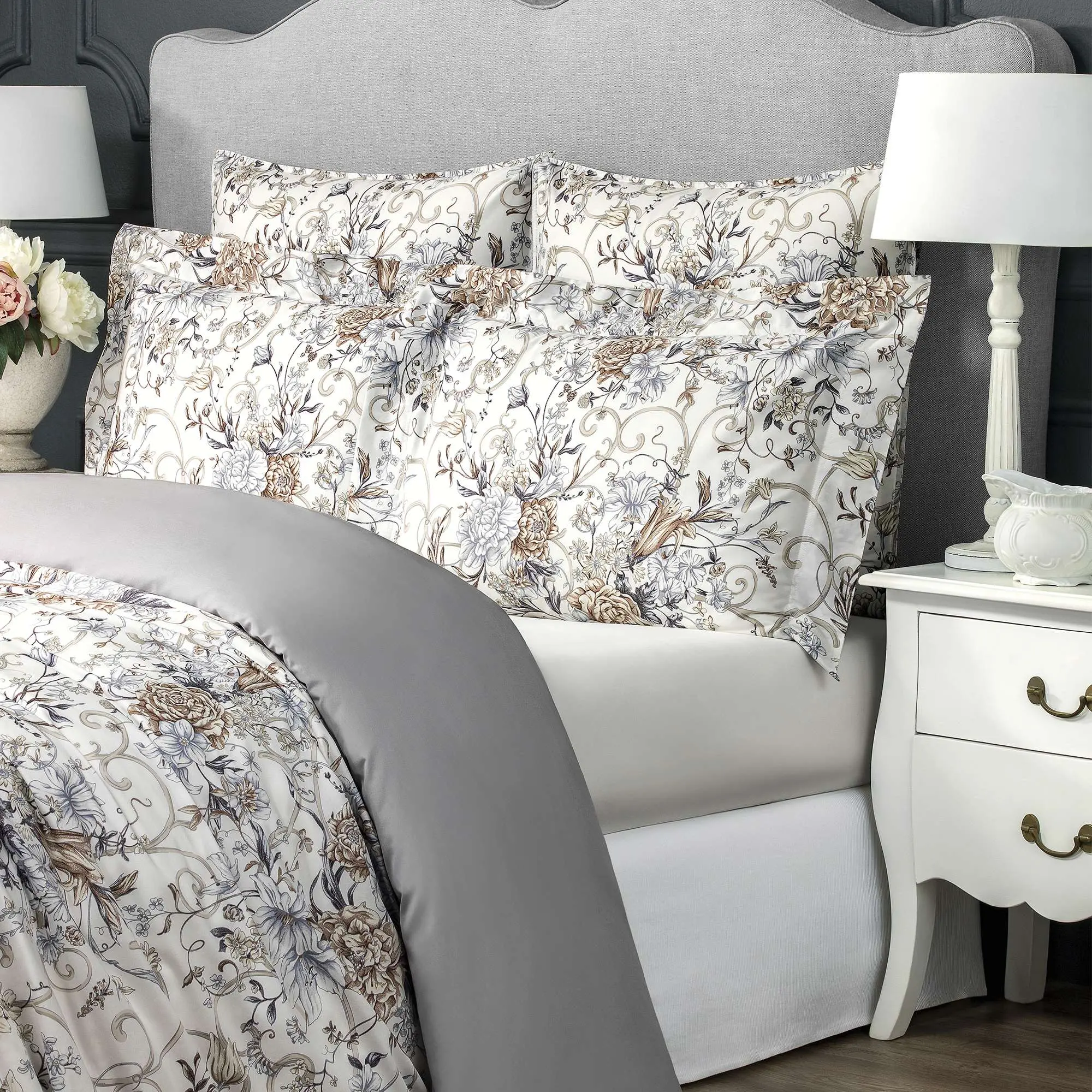 Flat Sheet - Carol | White | Queen - Image 4