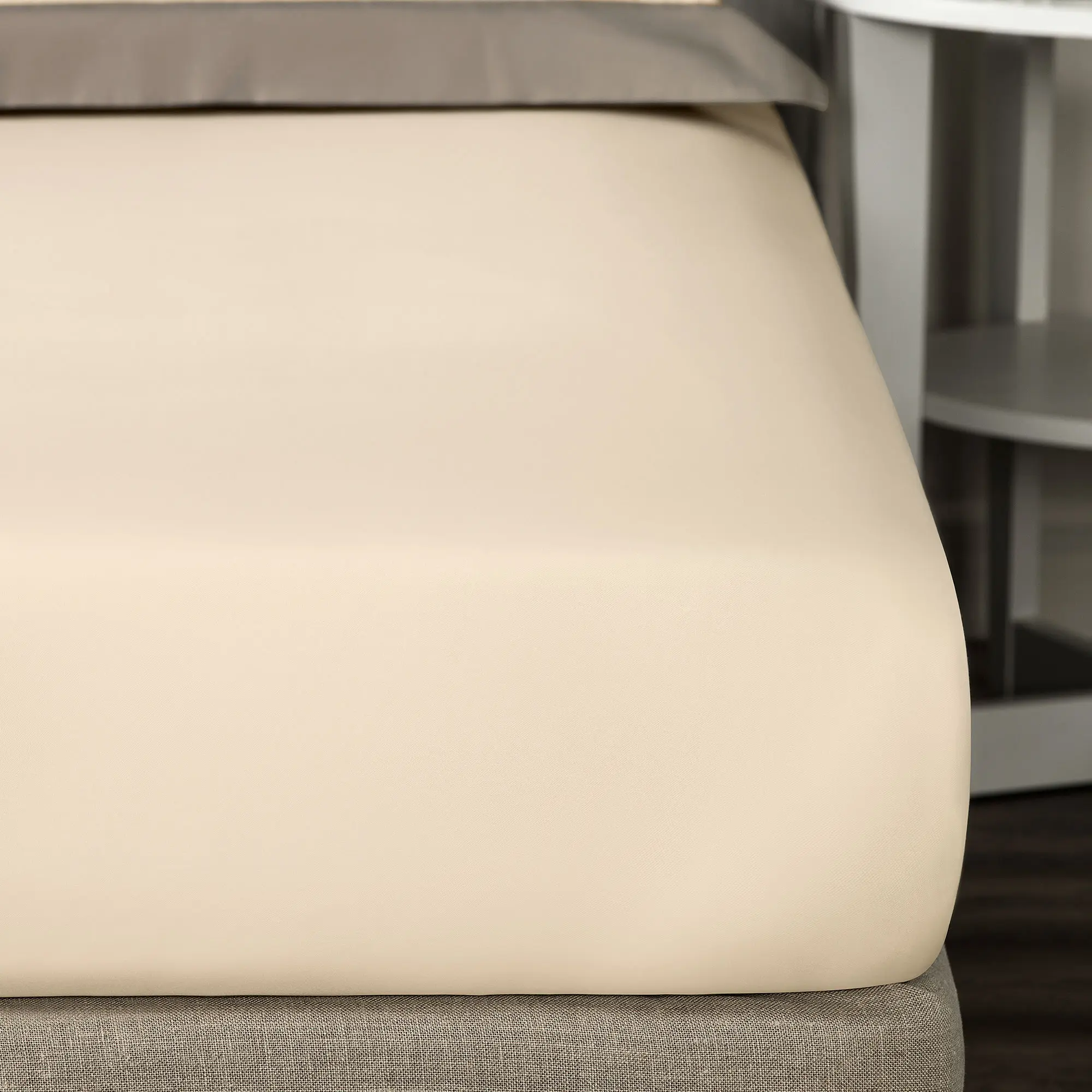 Flat Sheet - Plaza | Golden/Beige | Twin