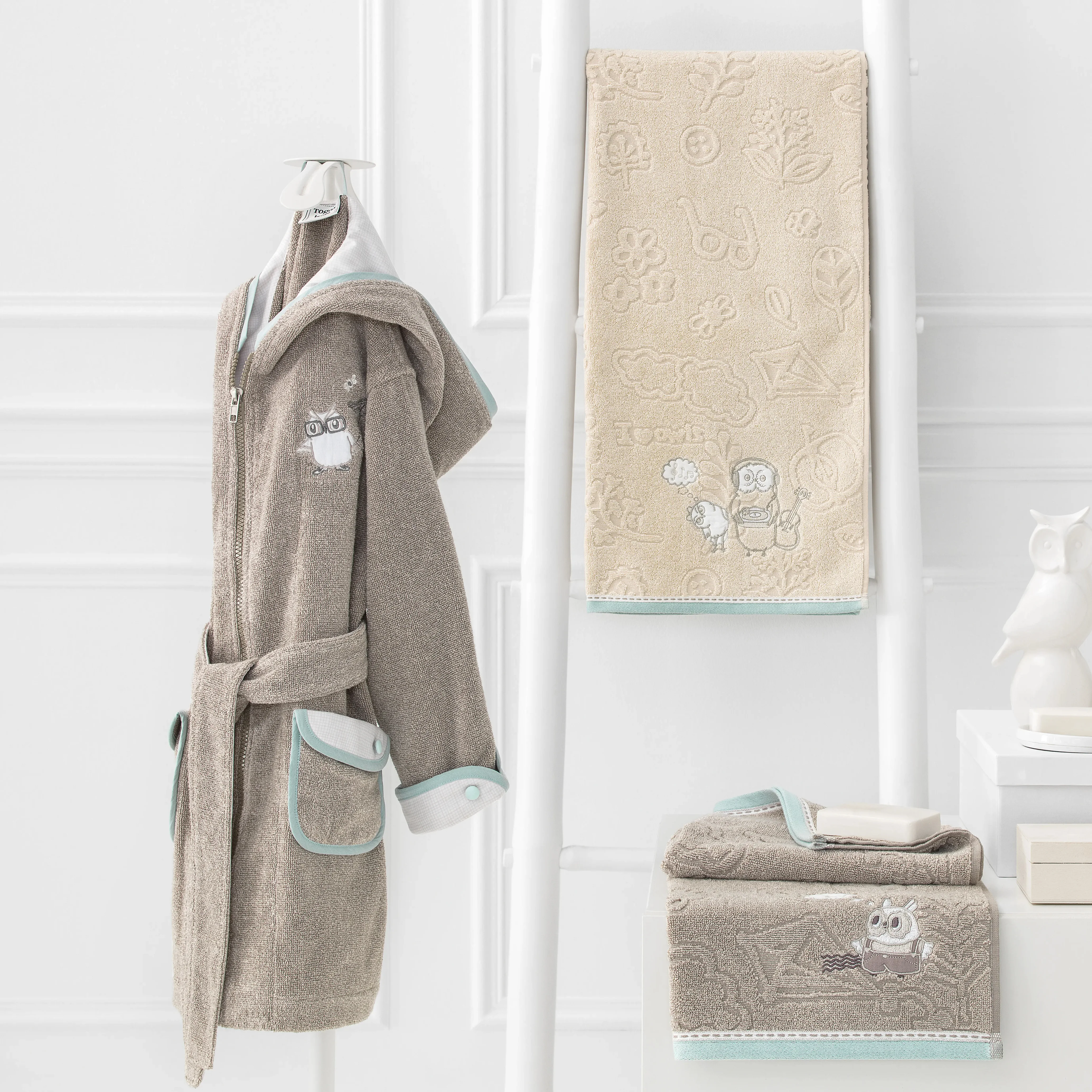 Kids | Bathrobe - Cheeky Owls | Beige | Kids | 5-6 Years - Image 2