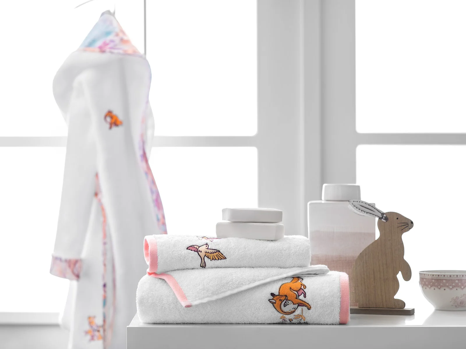 Kids | Bathrobe - Foster | White | Kids | 3-4 Years - Image 2