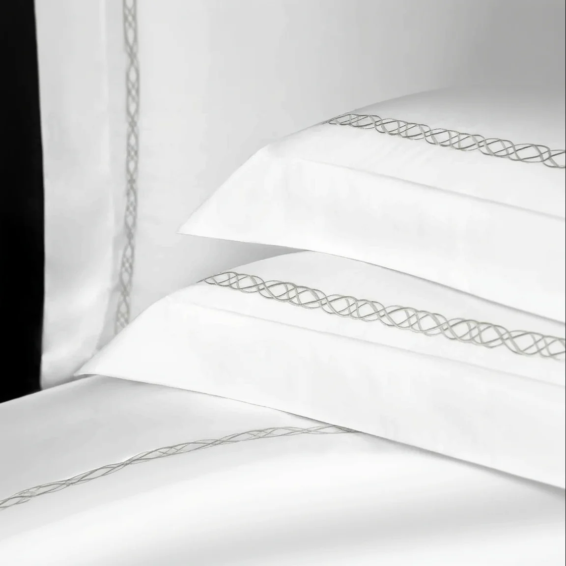 Pillowcase - Mia | White/Silver | King
