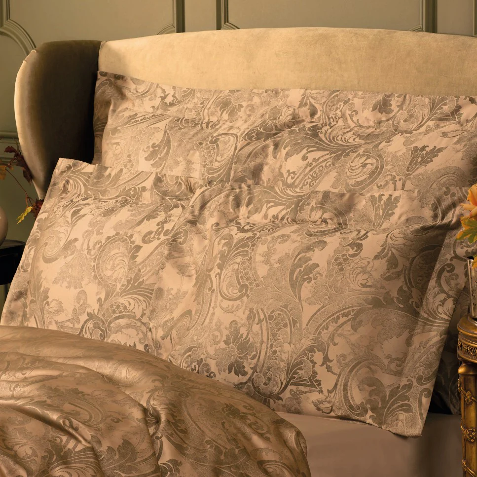 Pillowcase - Vanessa | Golden | Euro
