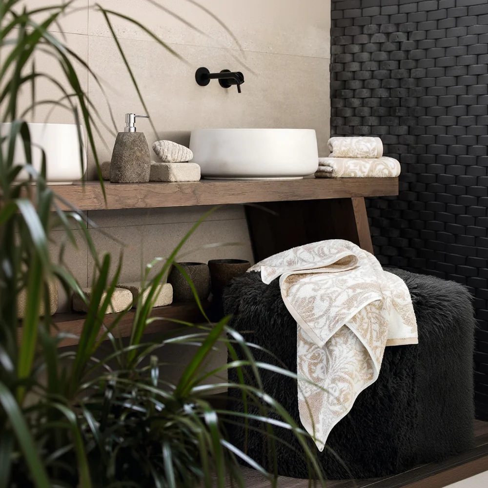 Towel - Bridget | Ecru/Beige | 16" x 24"