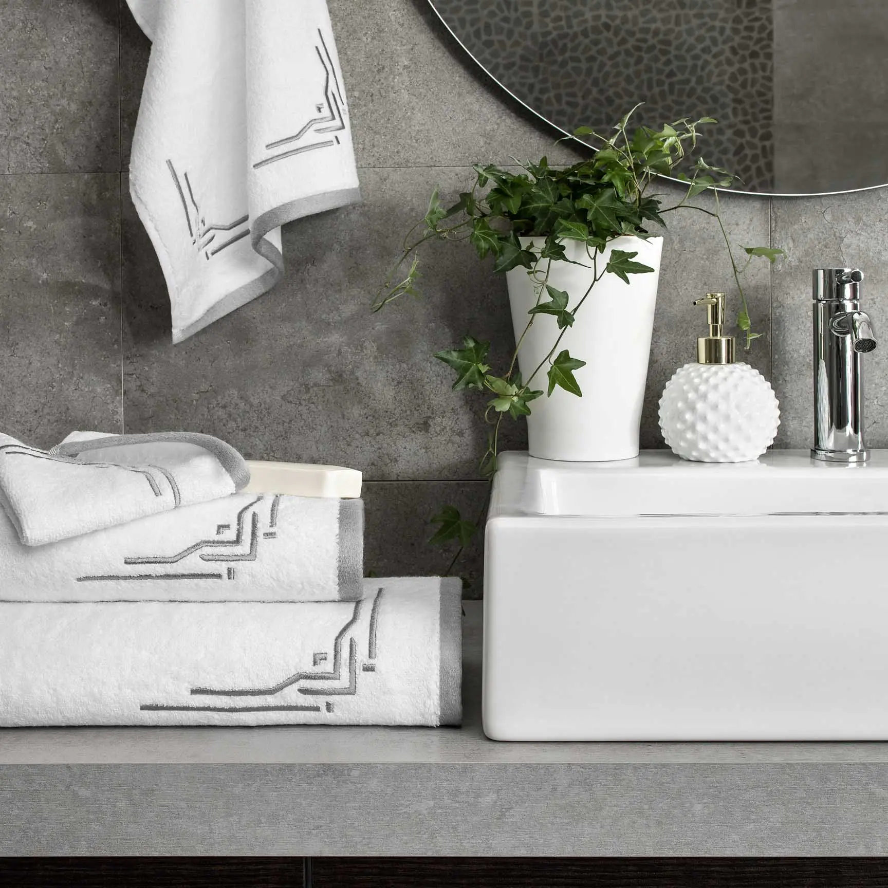 Towel - Jasper | White/Grey | 12" x 12" - Image 4