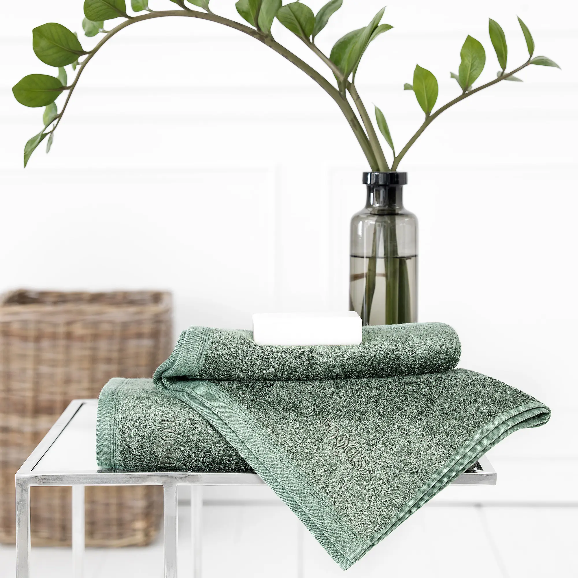 Towel - Poitiers | Dark Green | 28" x 55"